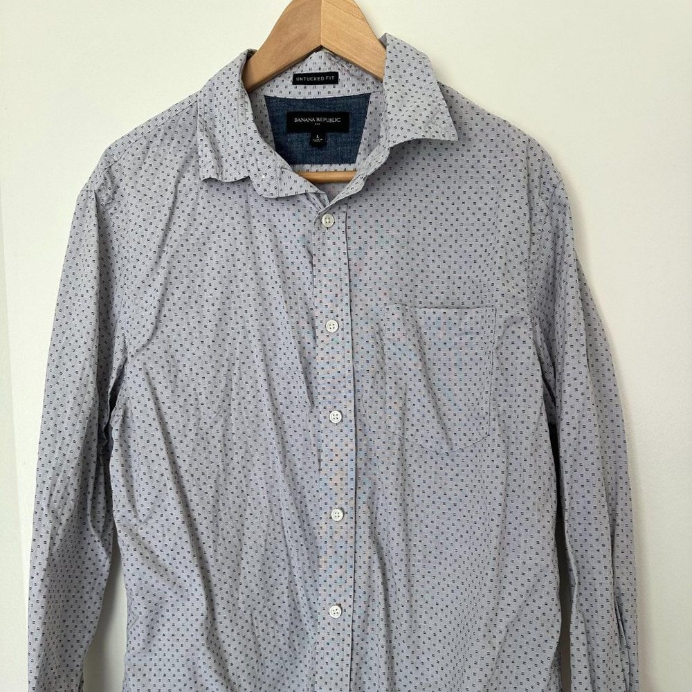 Banana Republic Dress Shirt - Discontinued - Large